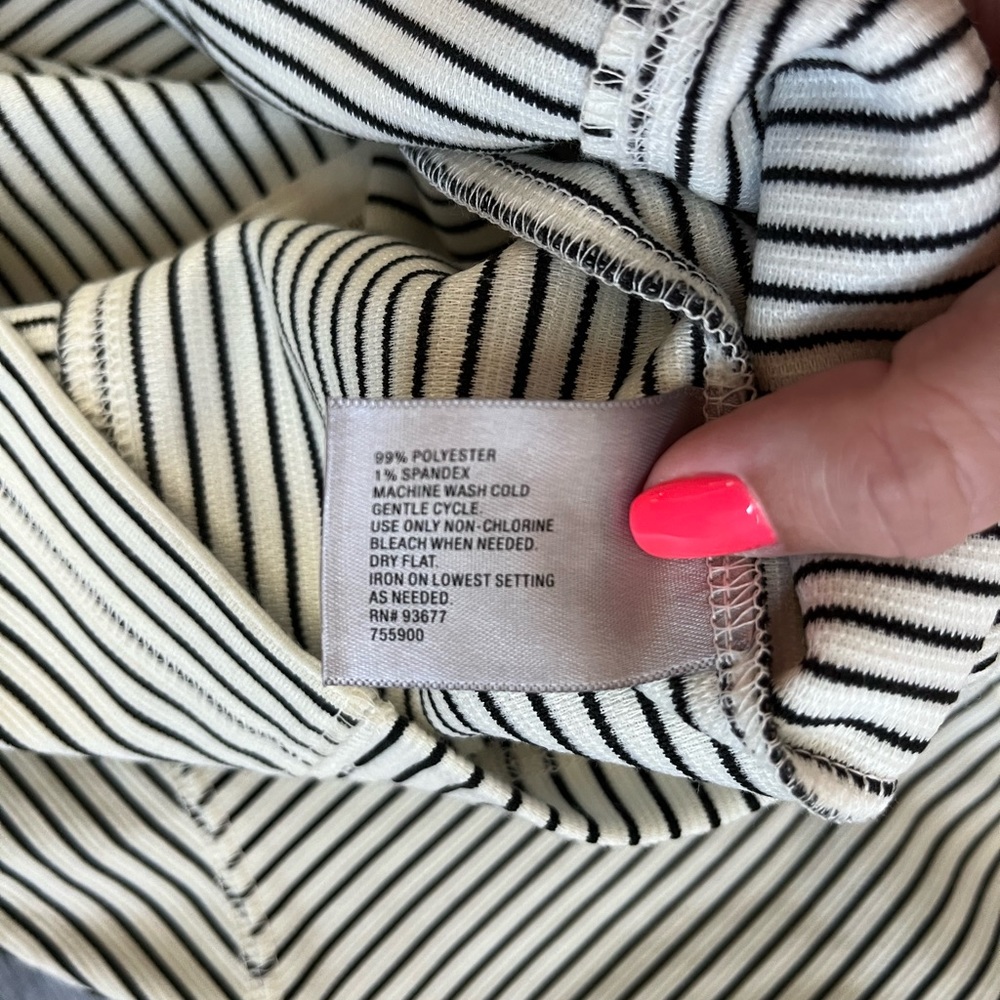 NWT Striped Bodycon Contoured Zip Back Dress - Picture 7 of 9